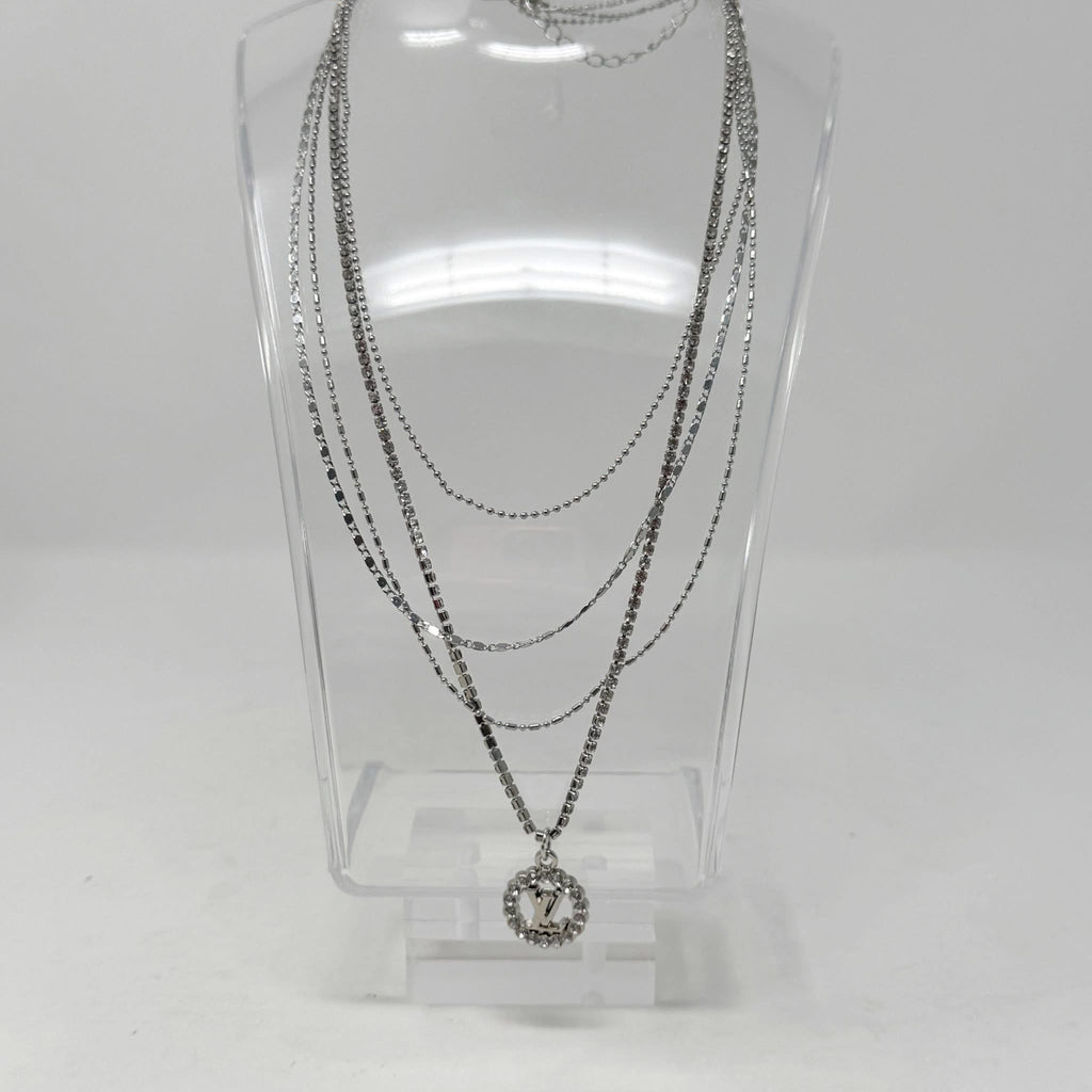 The London Necklace