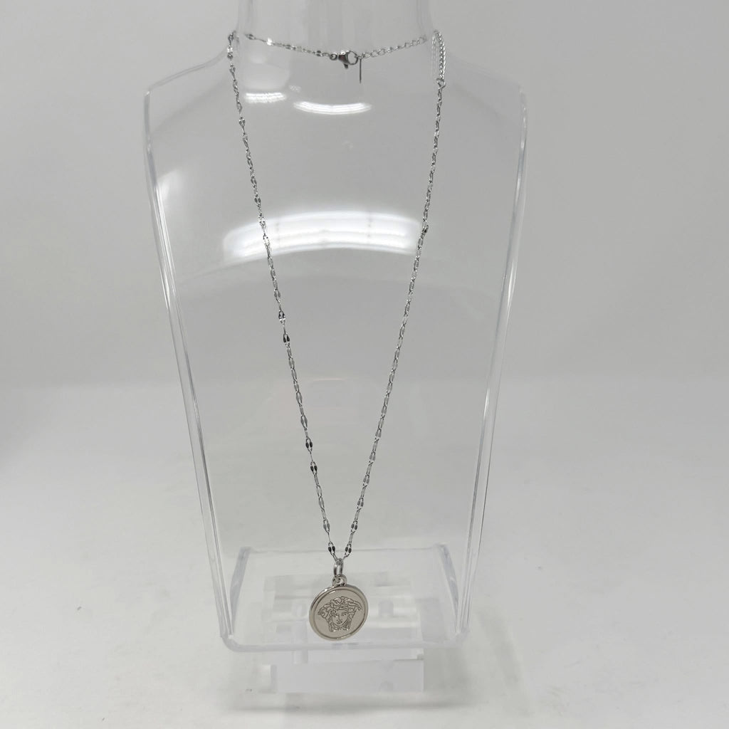 The Vicky Necklace