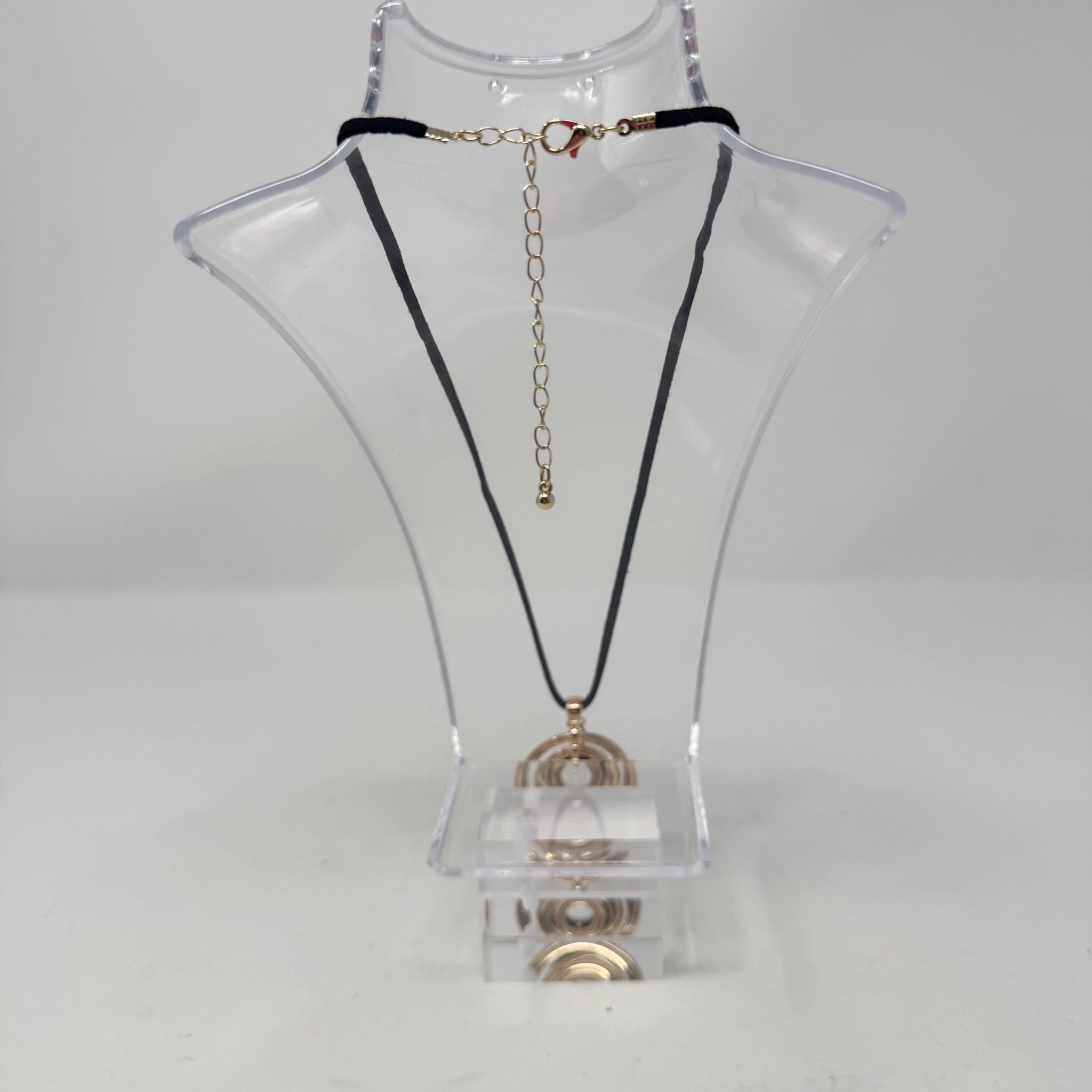 The Leonora Necklace