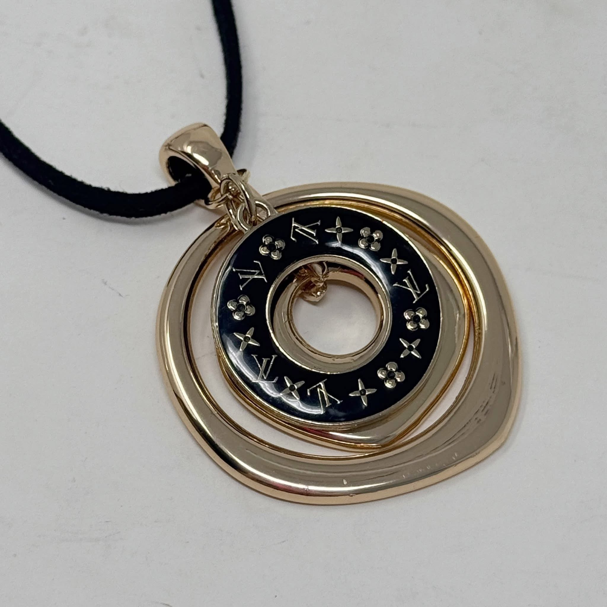 The Leonora Necklace