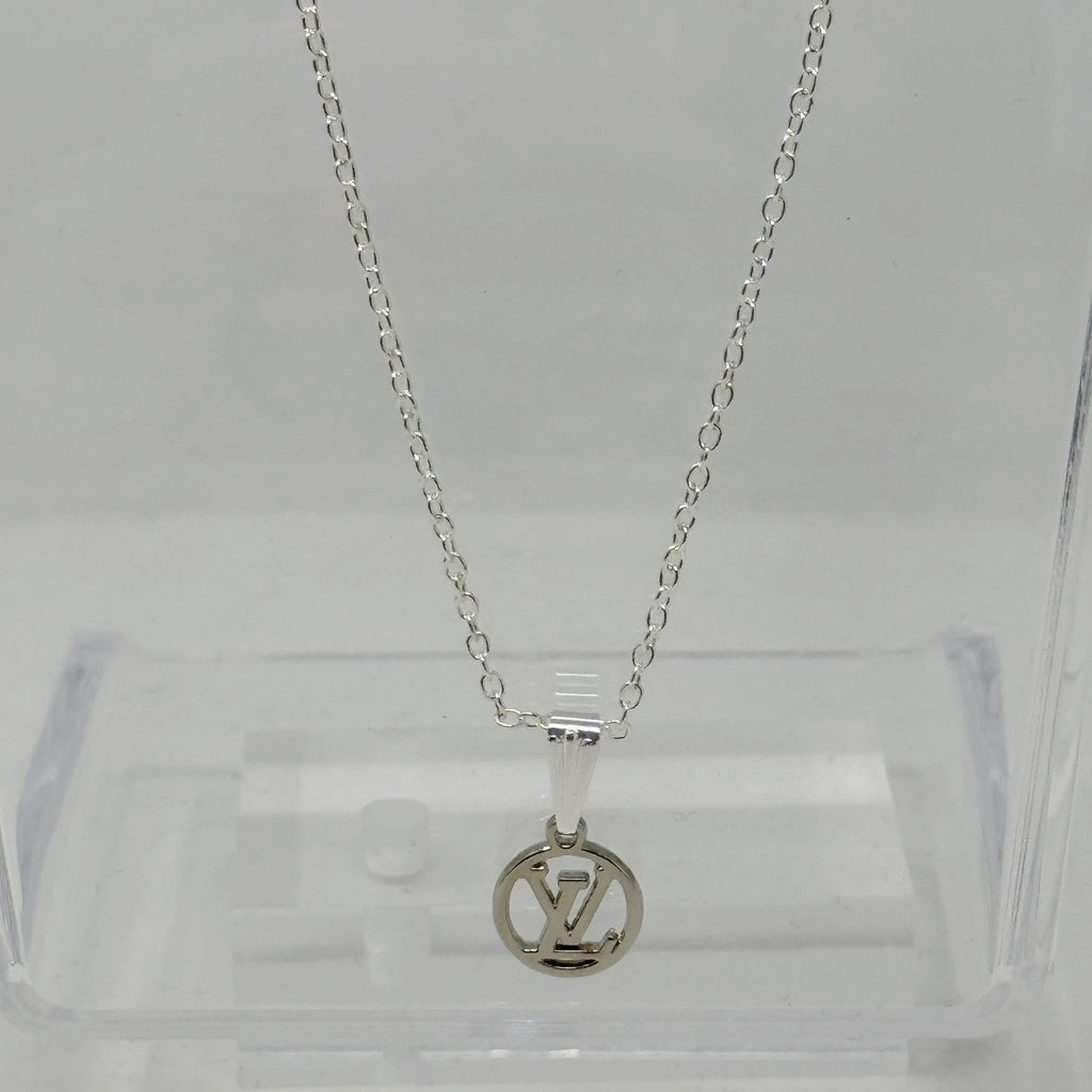 The Lucia Necklace